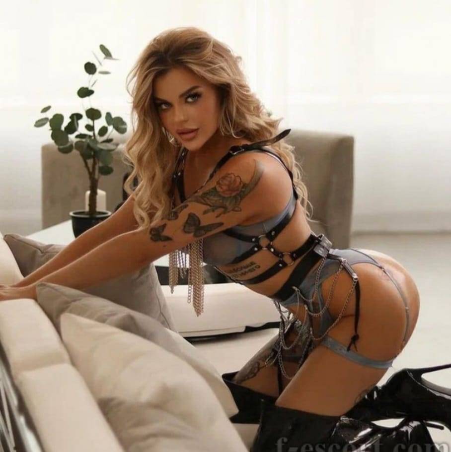 Beylikdüzü Escort Bayan Ezgiyle Şimdi Sıra Sizde